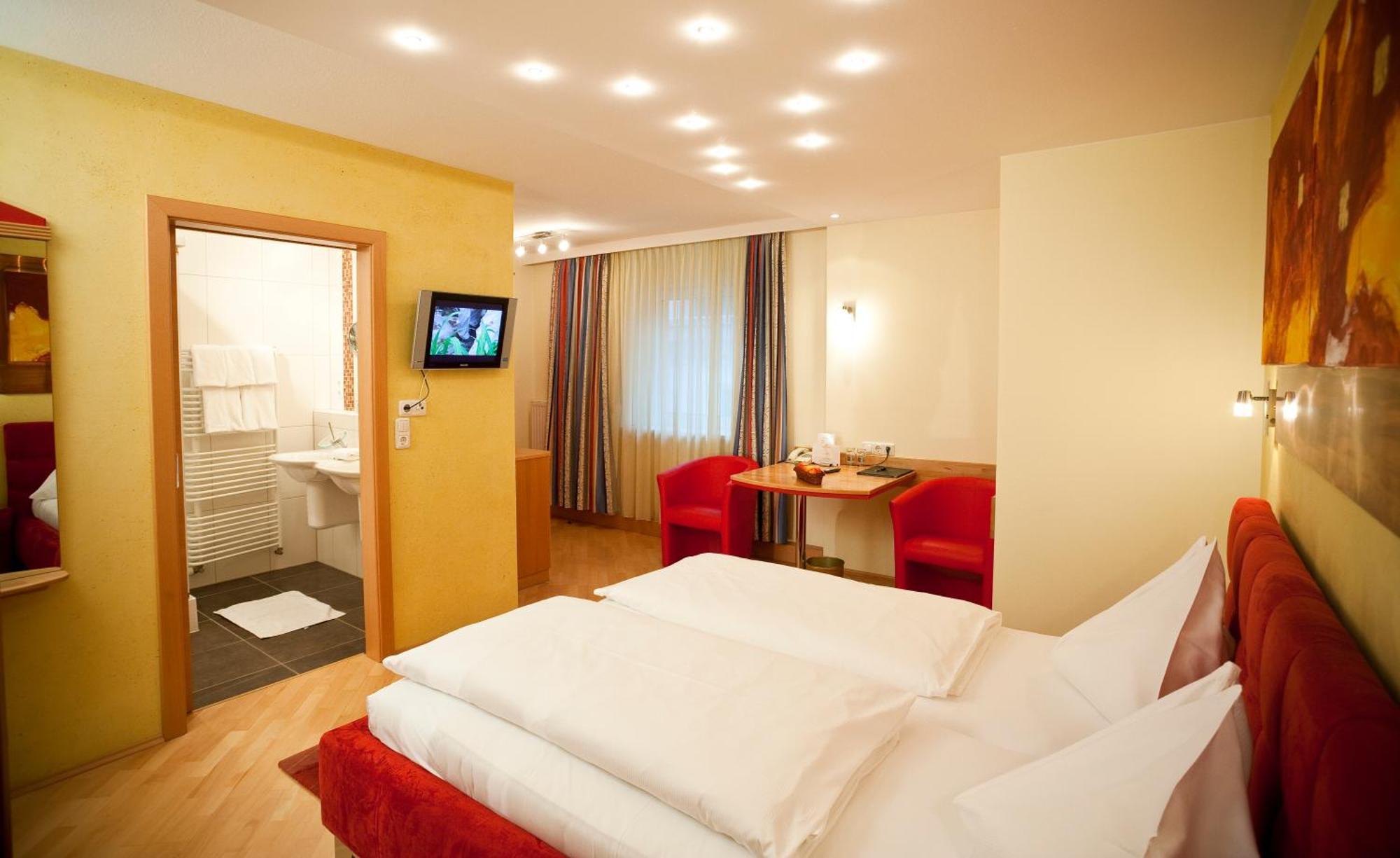 Der Thaller - Wirtshaus - Restaurant - Hotel Anger  Экстерьер фото